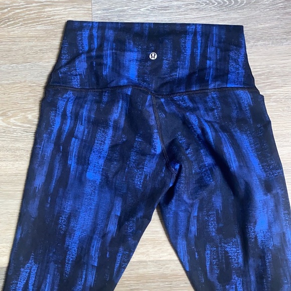 Lululemon full length legging - 8 - Picture 3 of 6